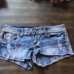 Light jean shorts